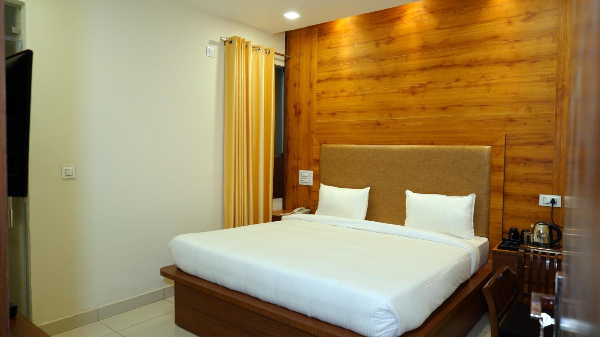 Hotel Park Street Pathānkot Zewnętrze zdjęcie